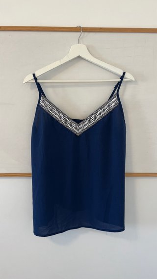 Camiseta tirantes azul con estampado