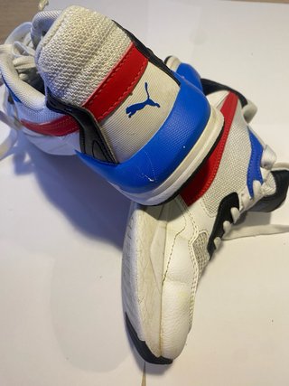 Zapatillas Puma Blancas y Azules