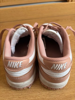 Zapatillas Nike Court Blancas y Rosas