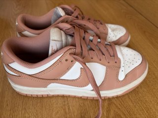 Zapatillas Nike Court Blancas y Rosas