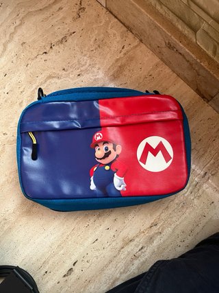 Nintendo Switch + Caja y Funda (Leer Descripción)