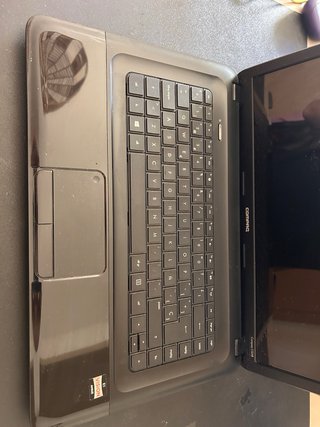 Portátil Compaq CQ58 15.6 4GB RAM 1TB HDD