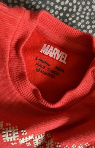 2 Conjuntos bebé  Marvel
