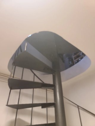 Escalera caracol hierro gris 3mtr *Lee Anuncion*