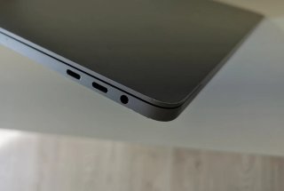 MacBook Pro 16 Intel Core i9 con 16 GB di RAM