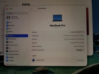 MacBook Pro 16 Intel Core i9 con 16 GB di RAM