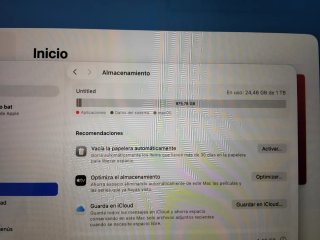 MacBook Pro 16 Intel Core i9 con 16 GB di RAM