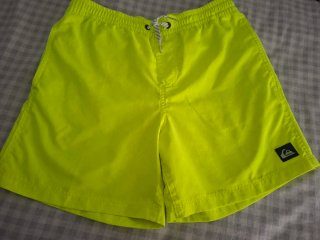 Lote Bañadores Junior 1 Nike y 2 Quiksilver