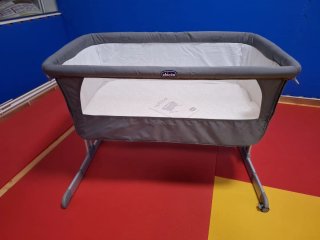 Cuna colecho Chicco gris