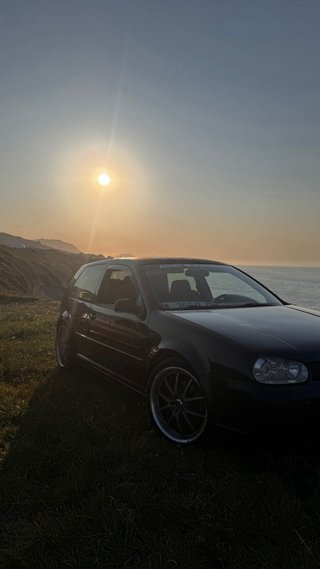 Volkswagen Golf 2000