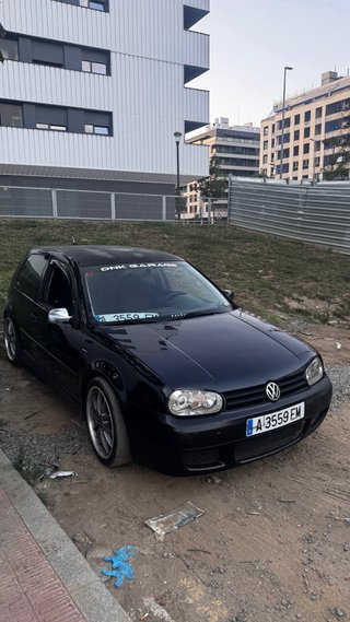 Volkswagen Golf 2000