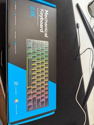 Teclado Mecánico RGB Negro