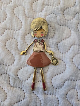 Broche muñeca vintage