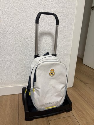 Mochila Real Madrid Gris y Blanca