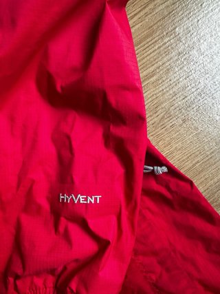 Chaqueta The North Face HyVent Roja Mujer Talla XL