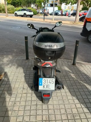 Kymco People S Scooter