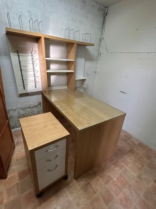 Conjunto de escritorio madera y cristal
