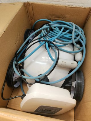 Robot Limpiafondos Piscina Bestway Blanco