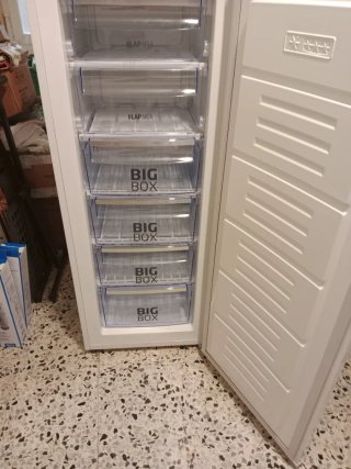 Congelador vertical6 cajones con 6 añosde garantia