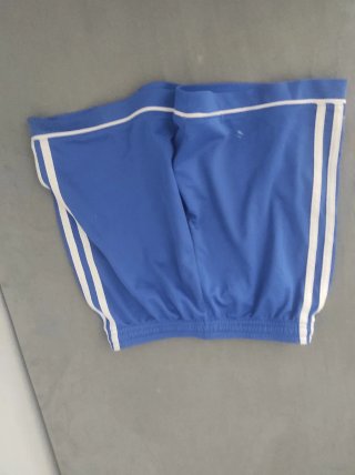Pantalón corto Adidas azul