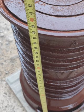Estufa antigua hierro fundido carbón o cáscara