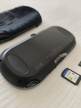 Sony PSVita Oled (piezas o reparar)