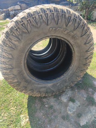 3 Neumáticos Radar Renegade R/T+ LT285/75R16