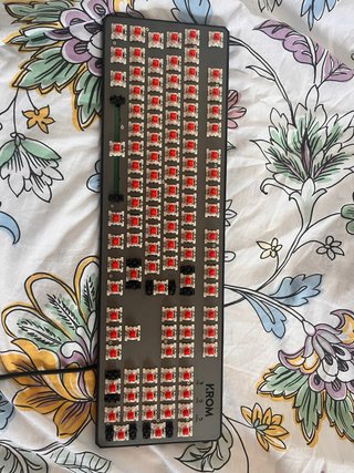 Teclado Mecánico Krom Negro