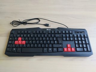 Teclado Trust Negro y Rojo