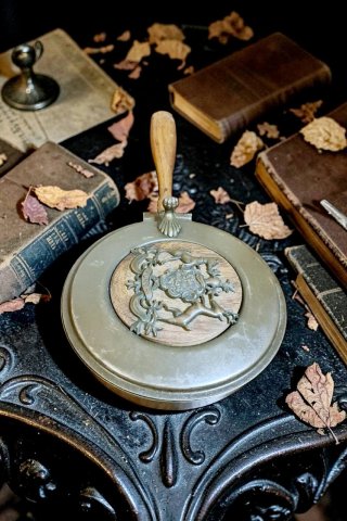Posacenere raccoglibriciole d'Epoca bronzo