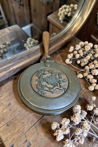 Posacenere raccoglibriciole d'Epoca bronzo