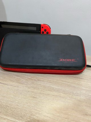 Pack Nintendo Switch + Cascos + Estuche Original
