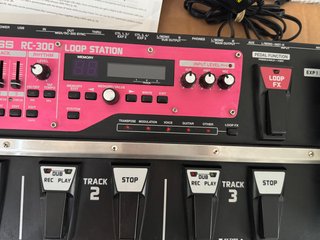BOSS RC-300 Loop Station + Caja y Manual