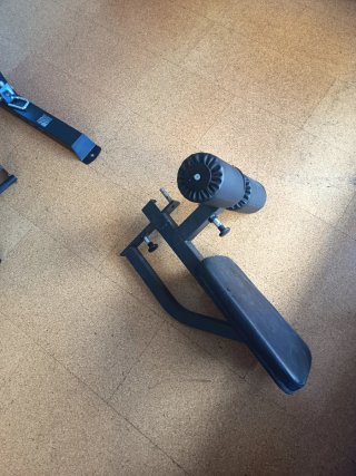 Máquina de fuerza multifunción casi nueva