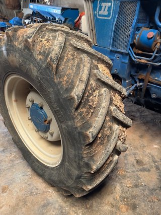 Tractor Ford 7610 100cv 4x4