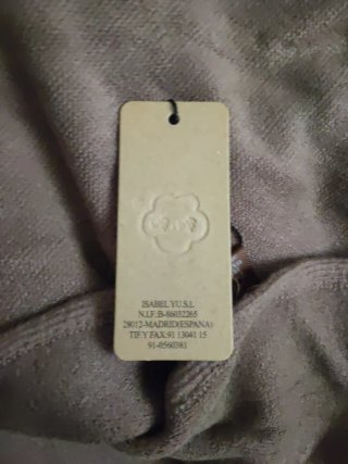 Capa señora marrón con detalles de pelo