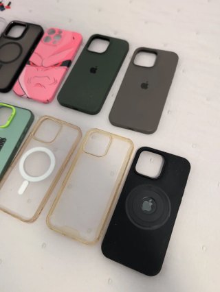 Confezione di 11 custodie per iPhone 16 Pro Max