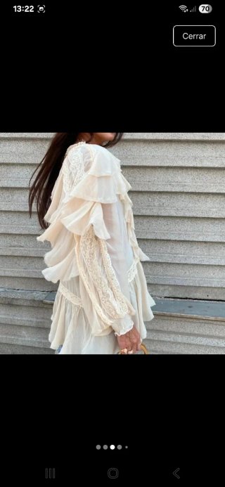 Blusa viral Zara volantes y encaje sin estrenar
