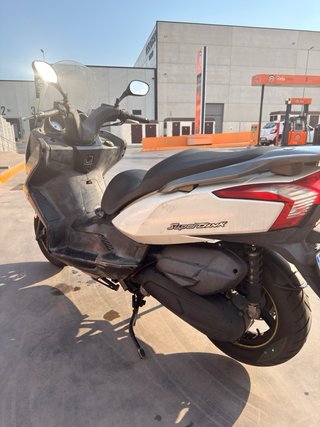 Kymco Super Dink 125cc Gris/Blanco