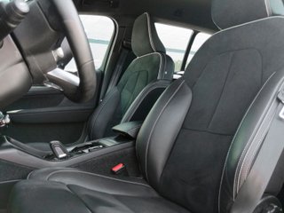 Volvo XC40 B3 Gasolina Mild hybrid Plus Dark Auto 120 kW (163 CV)