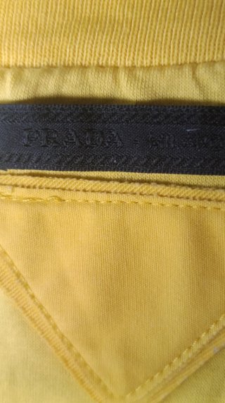 Camiseta Prada Amarilla Rayos