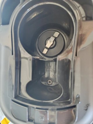 Cafetera de goteo con molinillo Cecotec