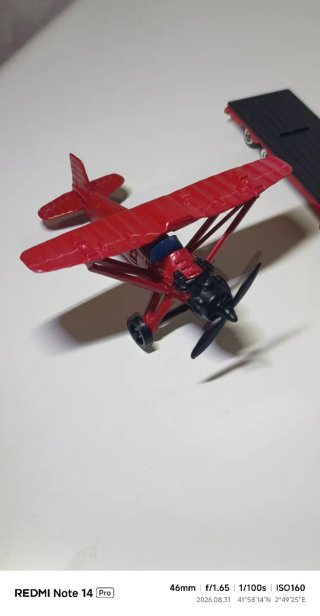 TRAILER PLATAFORMA CON AVIONETA 1/64 SIKU