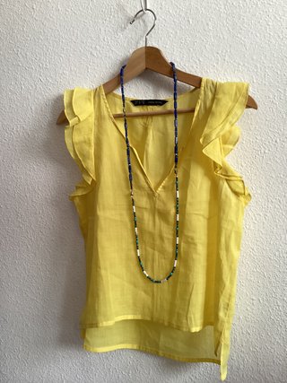 Blusa Zara Amarilla Volantes