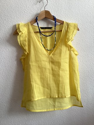 Blusa Zara Amarilla Volantes