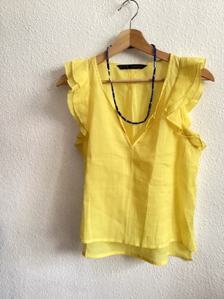 Blusa Zara Amarilla Volantes