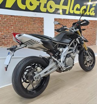 Aprilia Dorsoduro 750