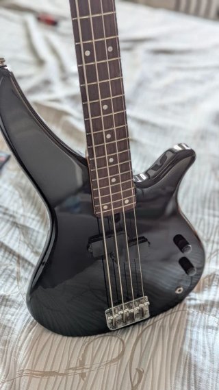 Basso Elettrico Yamaha RBX 260 del 2007.
