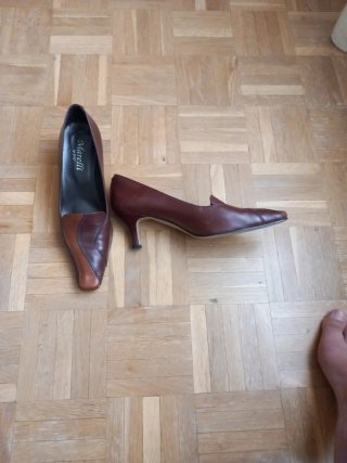 Zapatos Marelli Marrones Talla 39 con poco tacón