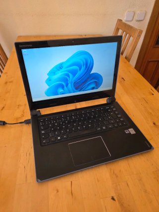 Lenovo Core i5 WINDOWS 11
